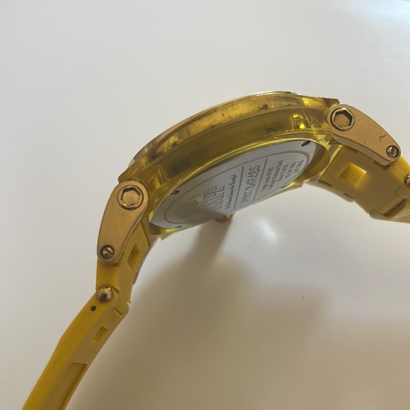 Men's Yellow Watch - Picture 8 of 10